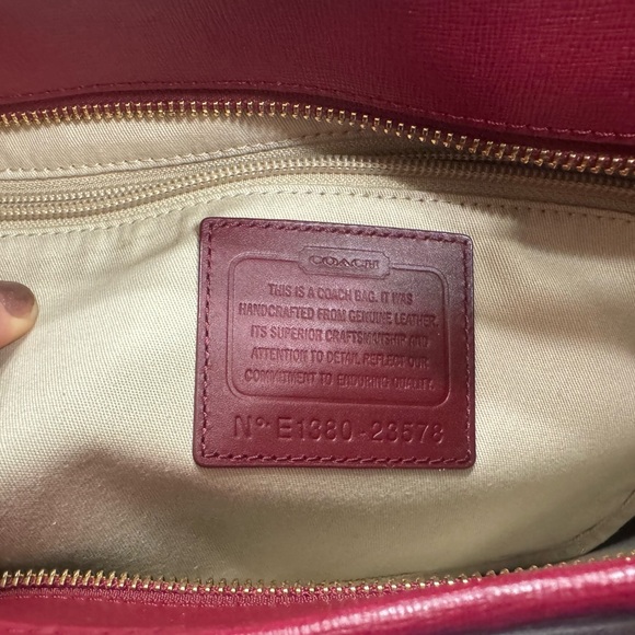 NEW Burgundy Coach Saffiano Leather City Tote Bag - Picture 11 of 16